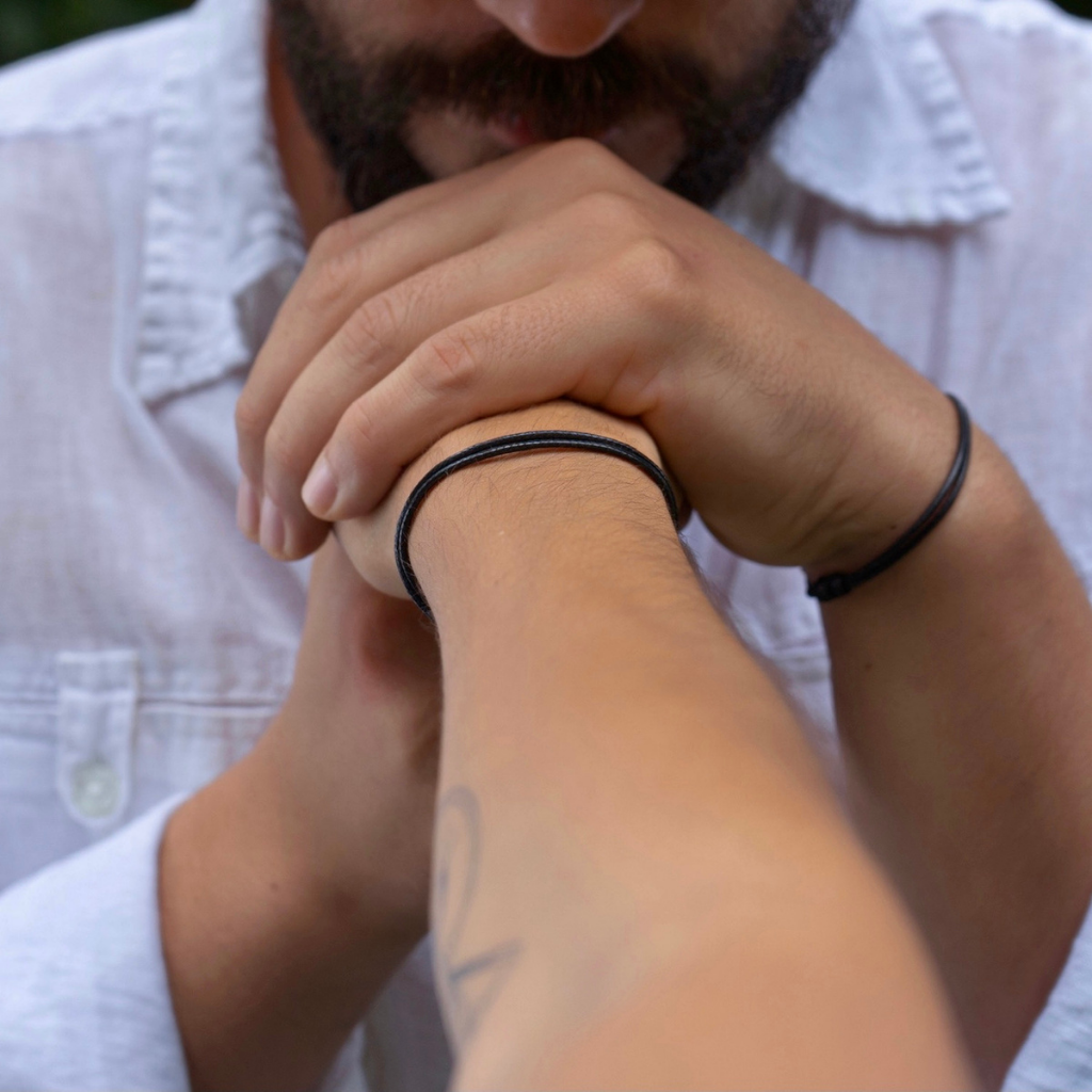 MENS BLACK CORD BRACELET-Luck Strings