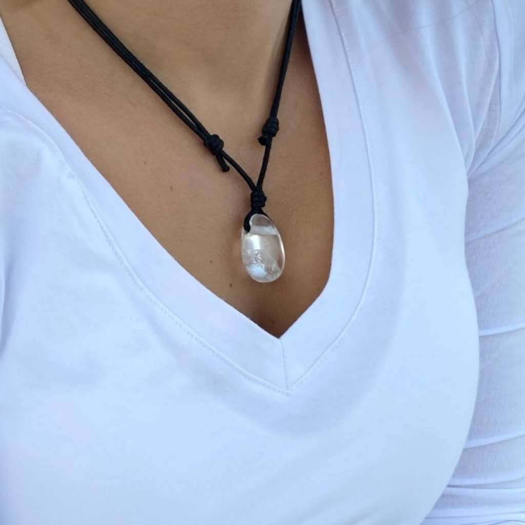 CLEAR QUARTZ PENDANT NECKLACE-Luck Strings